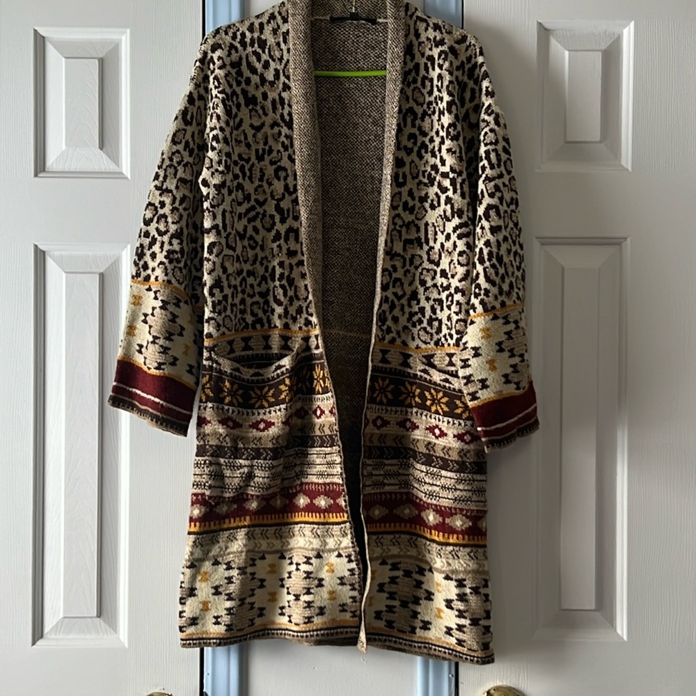 Very beautiful just not for me. Never worn. Brand new